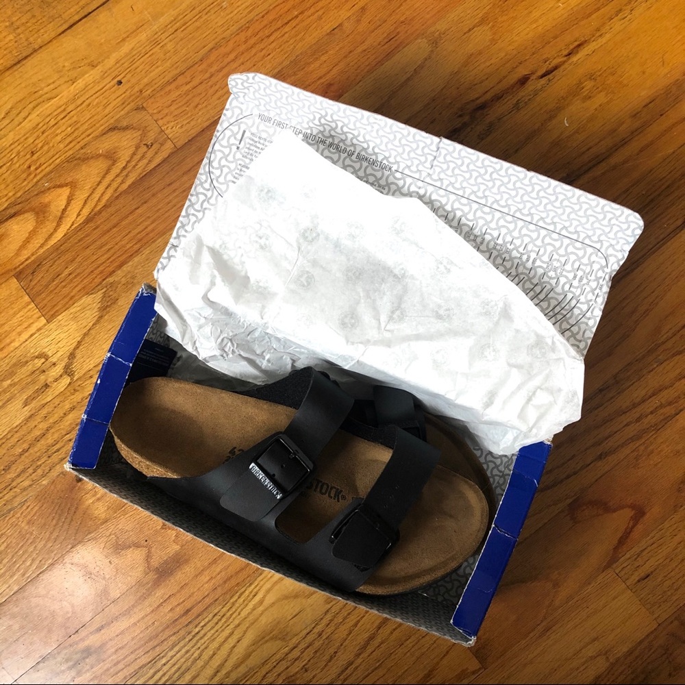 NWT Birkenstock Arizona Sandals
